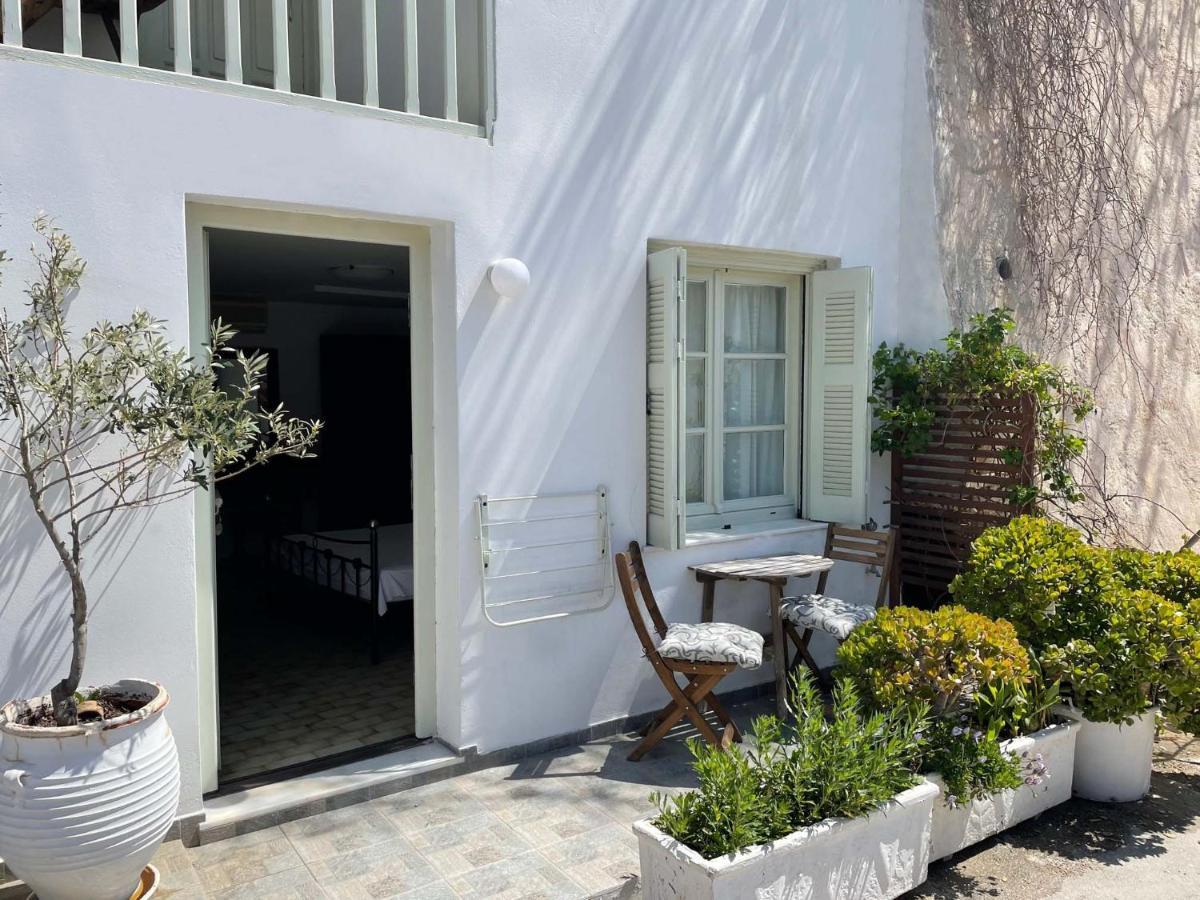 Areti'S Milos Guesthouses Adámasz Kültér fotó
