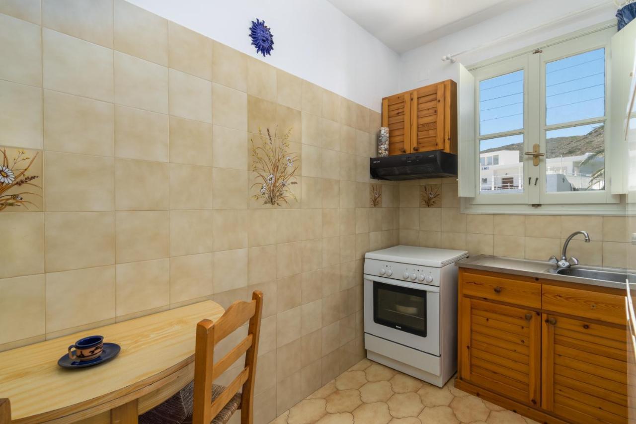 Areti'S Milos Guesthouses Adámasz Kültér fotó