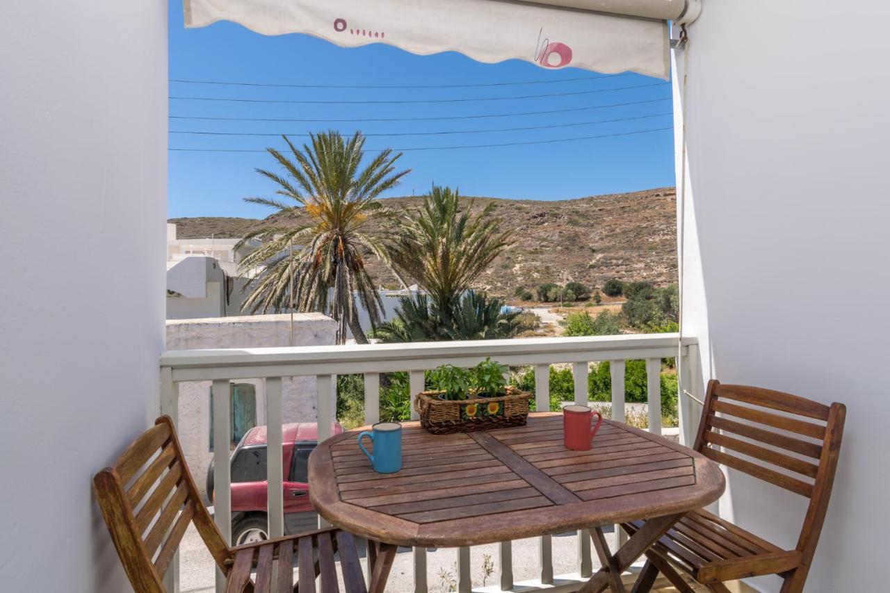 Areti'S Milos Guesthouses Adámasz Kültér fotó